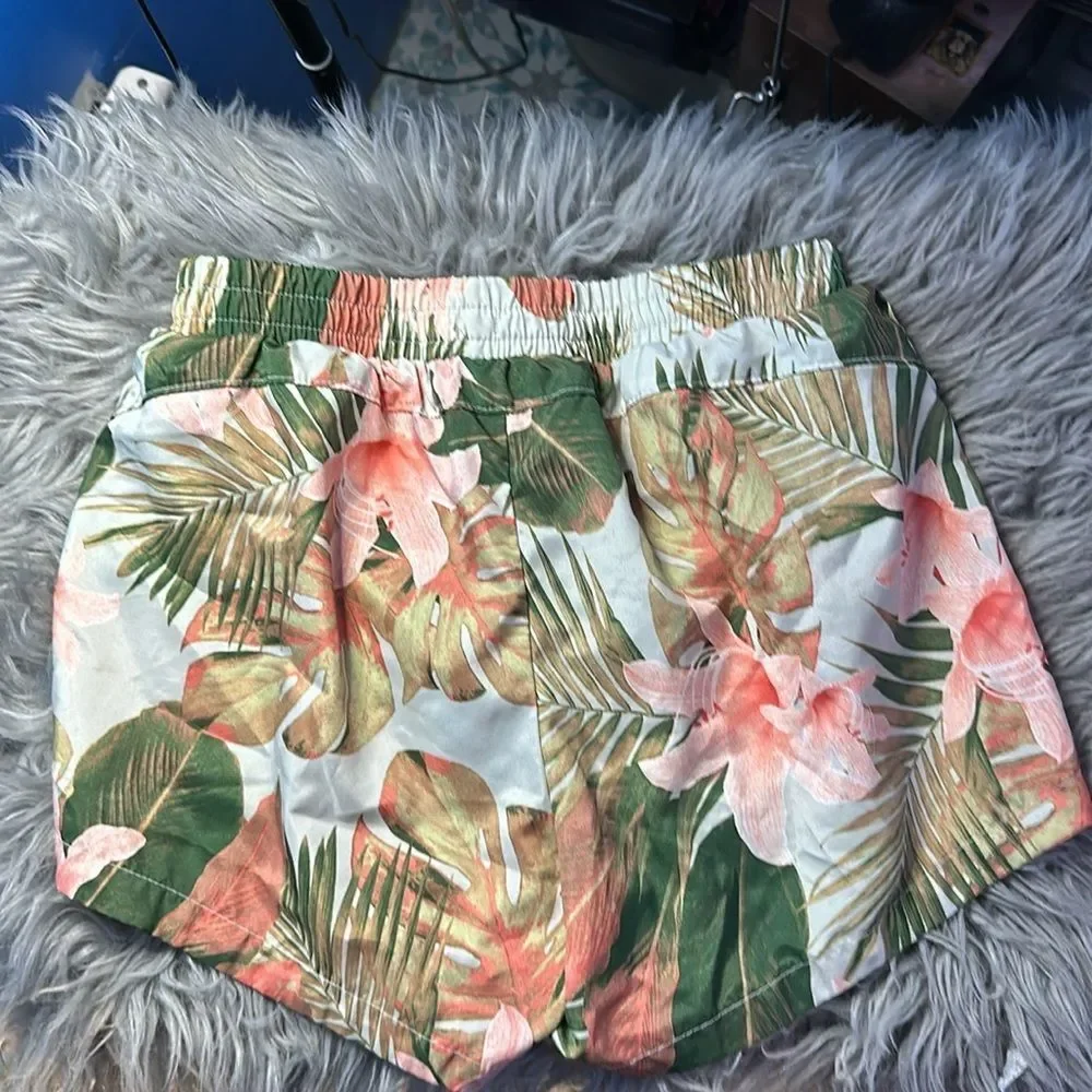 Old Navy Active Floral Drawstring Shorts Girls Size XL 14-16 Athletic Casual